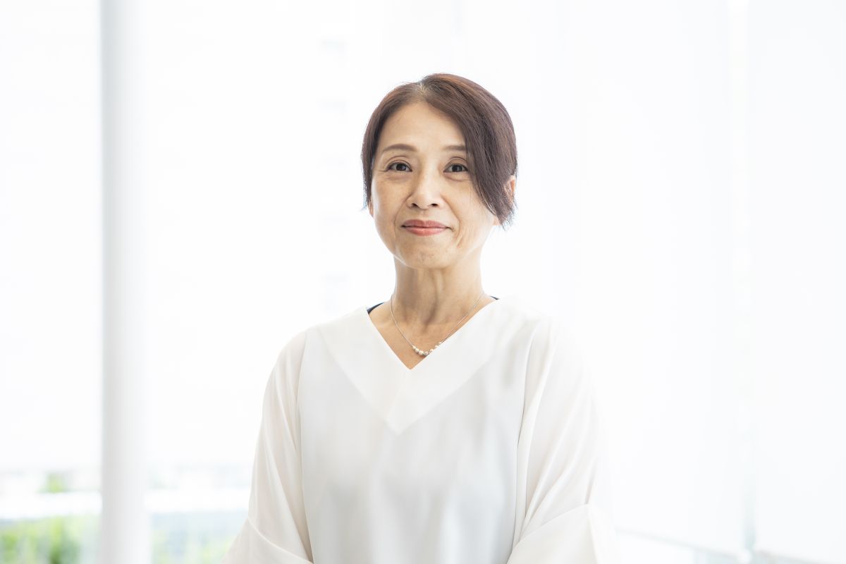 高川淳子